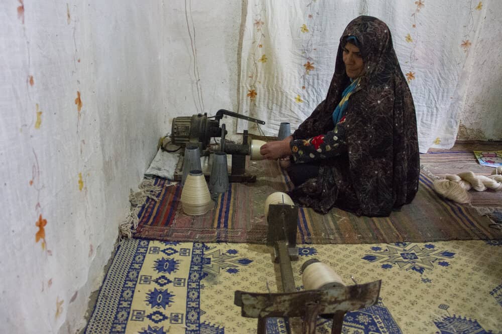 silk spinning in Iran