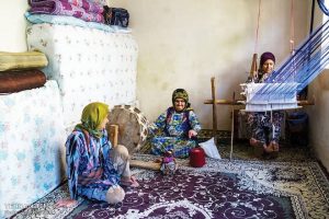 silk_weaving_Iran