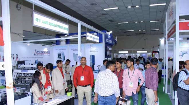 visitors of Nonwoven Tech Asia-min