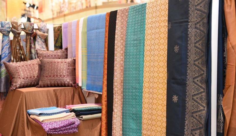 Thai silk products. (Photos courtesy of Iconsiam) 