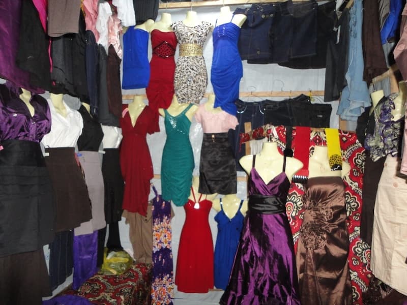Burundi-dress-shop