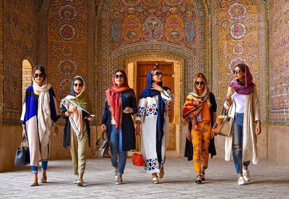 middle eastern culture clothing