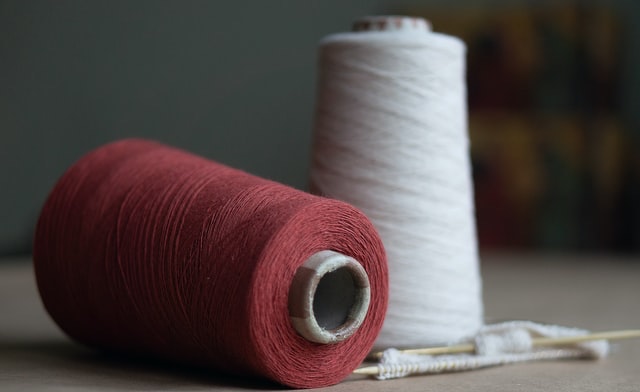 Novelty Yarn in Weaving : r/weaving