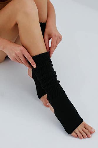 black-socks-women-img