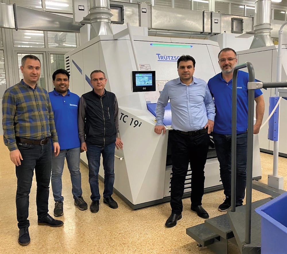 From left to right: Ahmet Kapuçam, Technical Director Iskur, Muhammad Yousuf, Technologist Trützschler, Mehmet Açan, Mill Manager Iskur, Hakan Karagöl, General Manager Iskur, Mehmet Dogan, Technologist Trützschler.