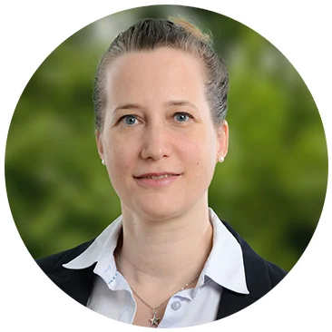 Dr. Nicola Dach