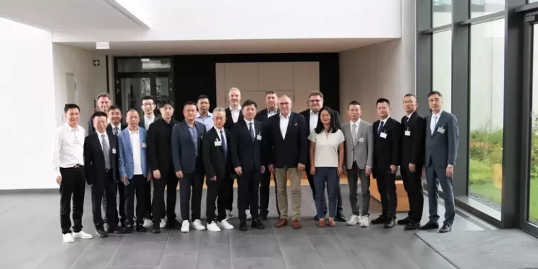 KARL MAYER GROUP Receives A Business Delegation from Jinjiang