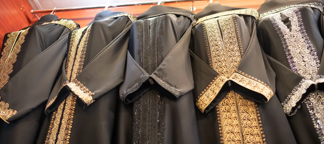 Abaya Fabric Guide: Top Choices for Style and Comfort