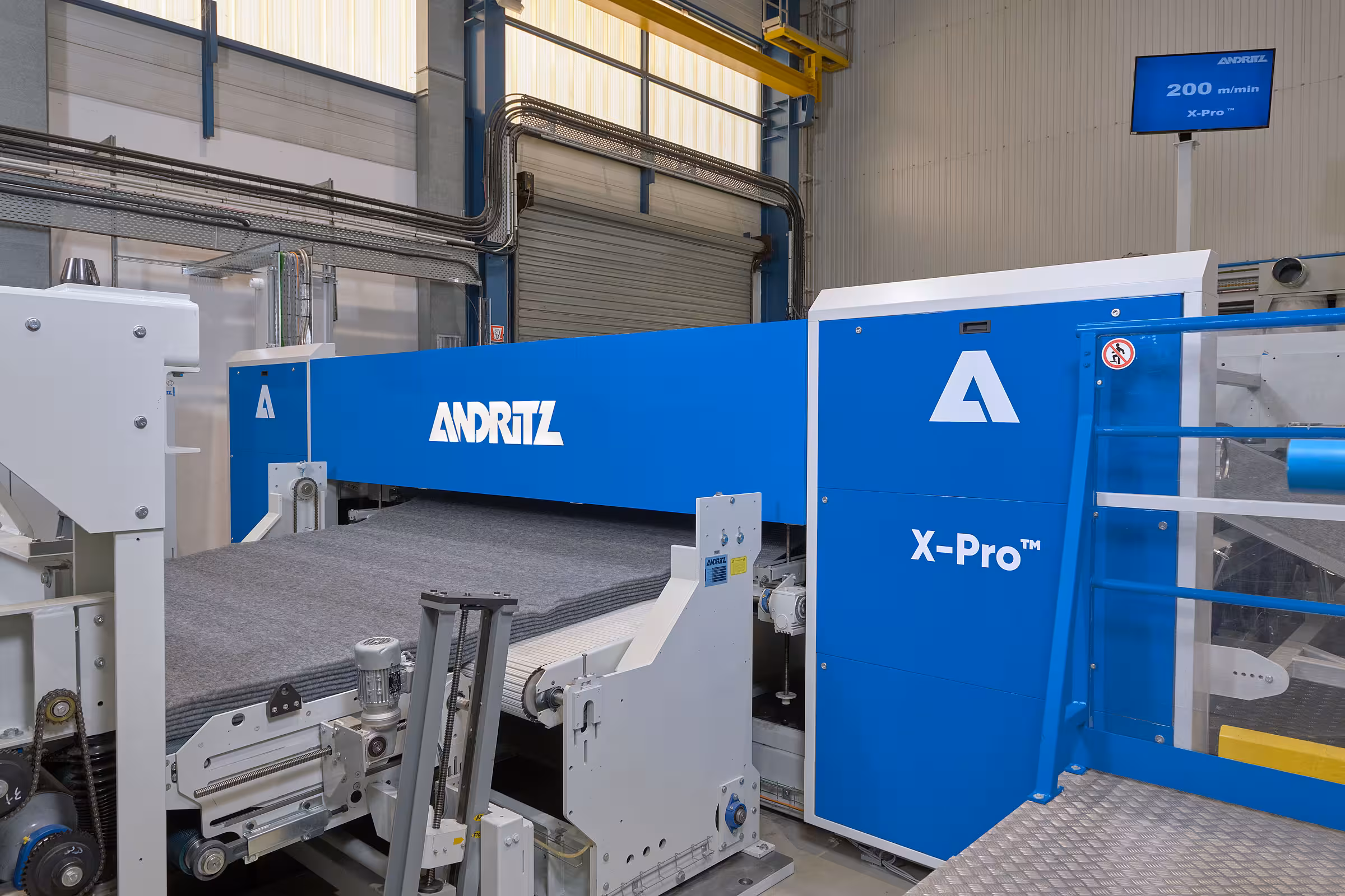 ANDRITZ X-ProTM crosslapper for high-speed production for needlepunch and spunlace lines
