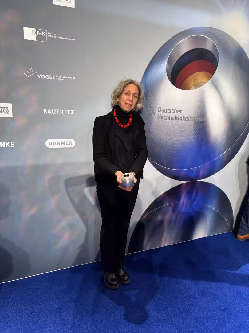 PIGMENTURA Sustainability Award presented to CHT Group in Düsseldorf