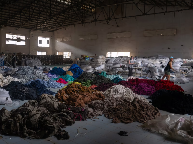 Fast Fashion Problem