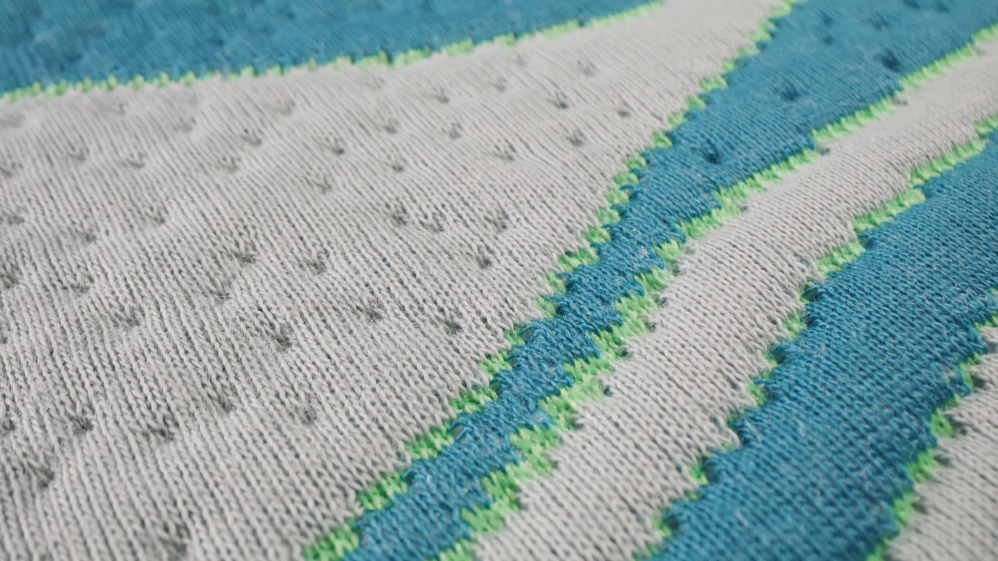 Mayer & Cie. Global circular knitting machine for mattress ticking and fine-gauge fabric production